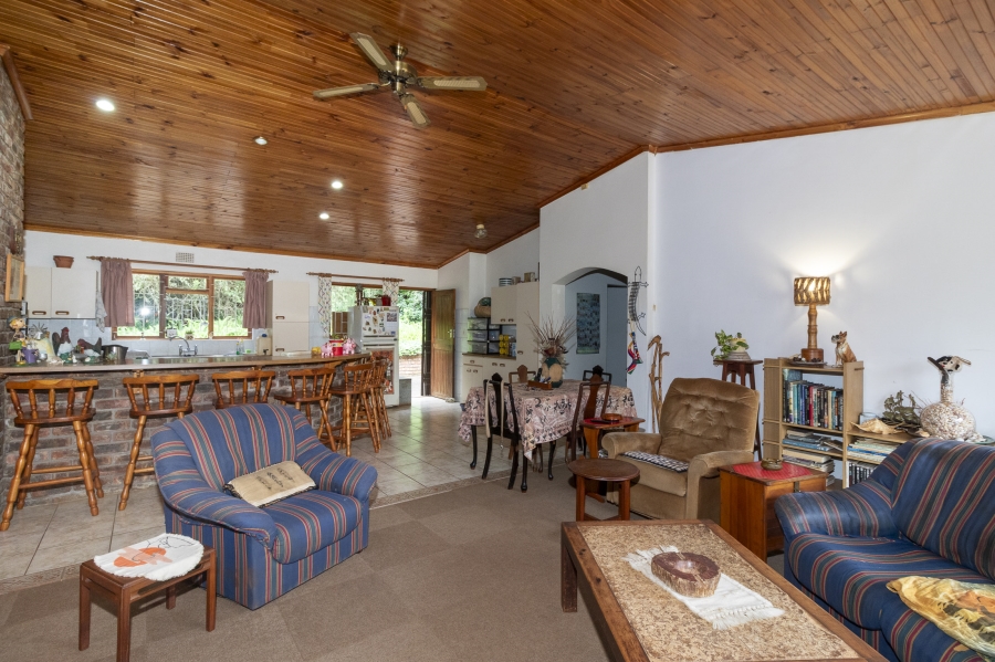 4 Bedroom Property for Sale in Bathurst Eastern Cape